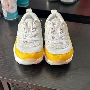 Nike Air Max Motif  Gray and Yellow Sneakers Toddler